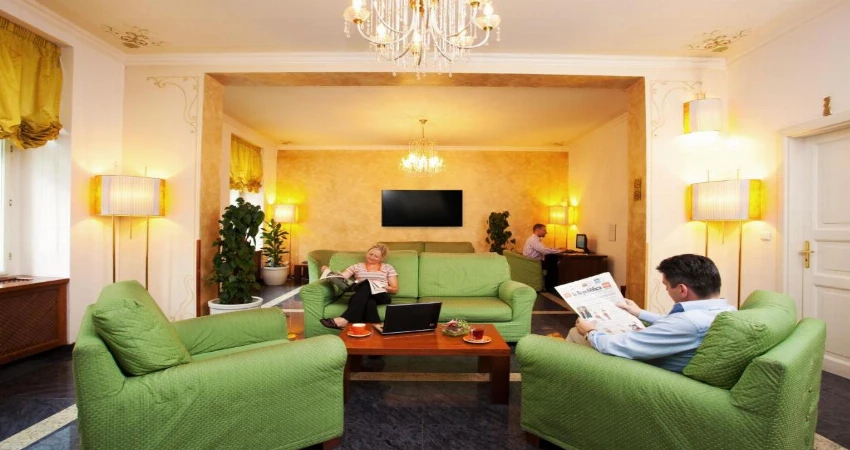 Hotel Louis Leger view 3