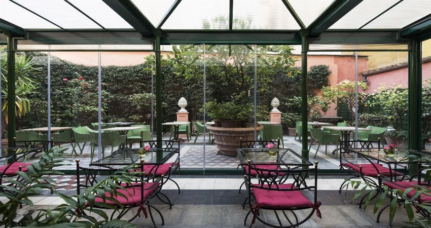 Hotel Palazzo dal Borgo view 3