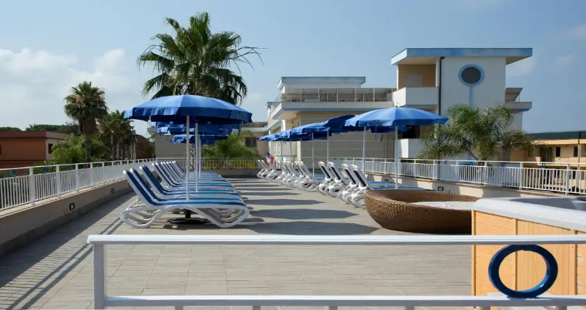 Hotel Premiere Pool & Resort view 3