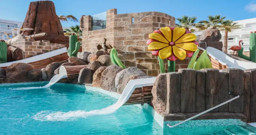 Stylish seafront luxury overlooking Playa Flamingo view 3