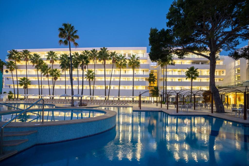 Iberostar Waves Cristina view 3