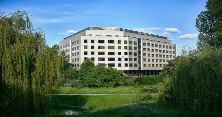 Warsaw 3