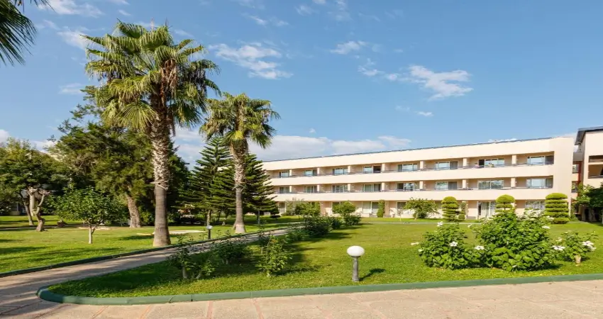LABRANDA Alantur Resort view 3