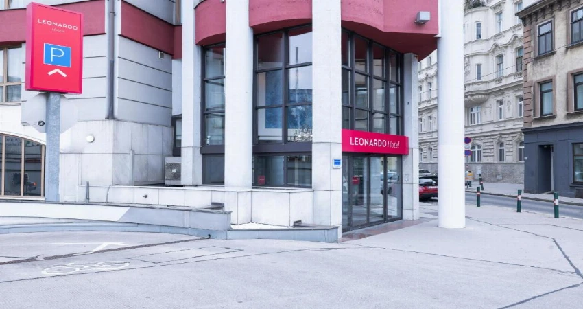 Leonardo Hotel Vienna Westbahnhof view 2