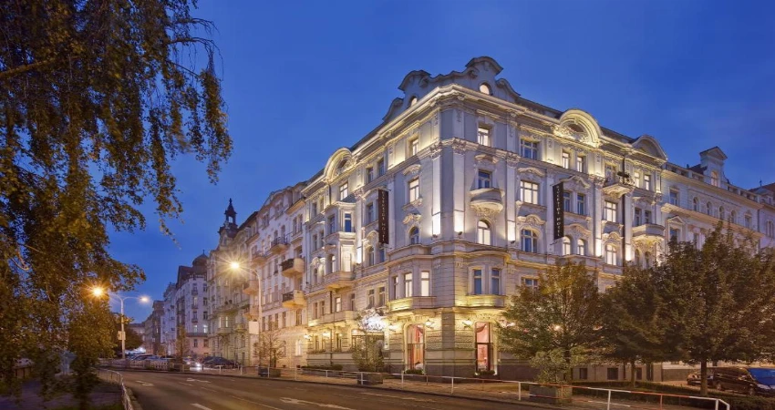 Mamaison Hotel Riverside Prague view 2