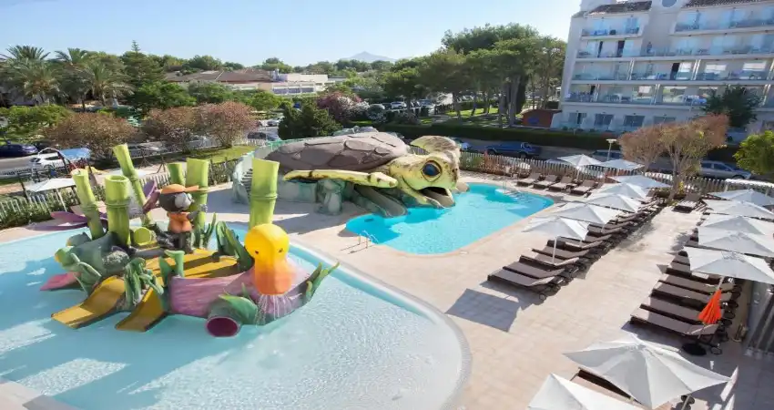 Mar Hotels Playa de Muro Suites view 2