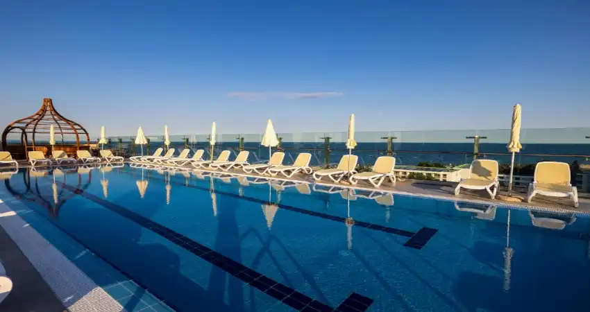Modern Beachside Comfort In Beautiful Albena view 3
