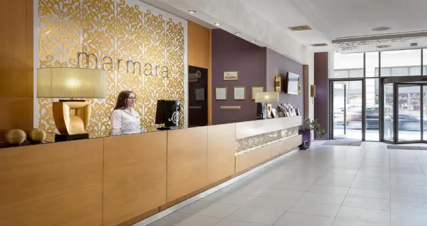 Marmara Hotel Budapest view 3