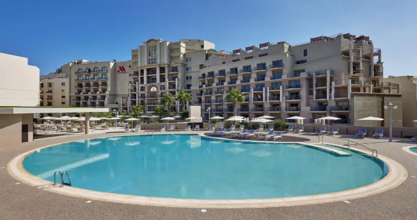 Le Meridien St. Julians Hotel & Spa