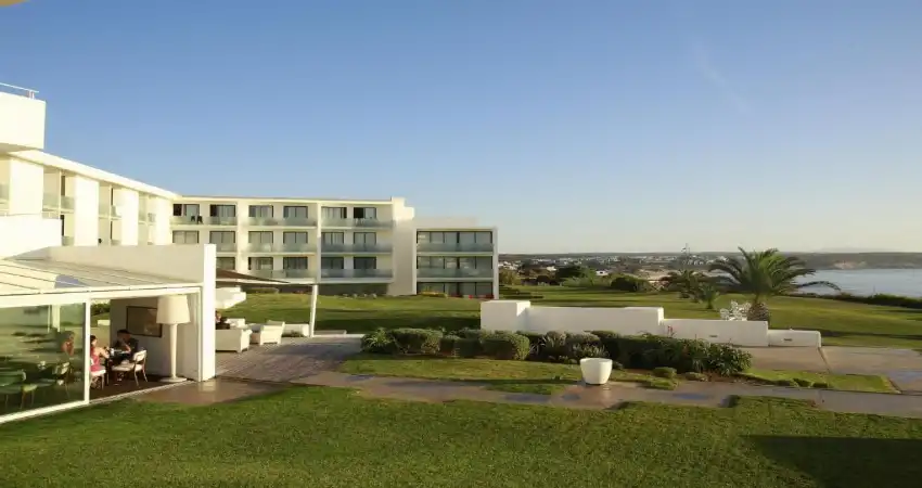 Memmo Baleeira Hotel Sagres view 3