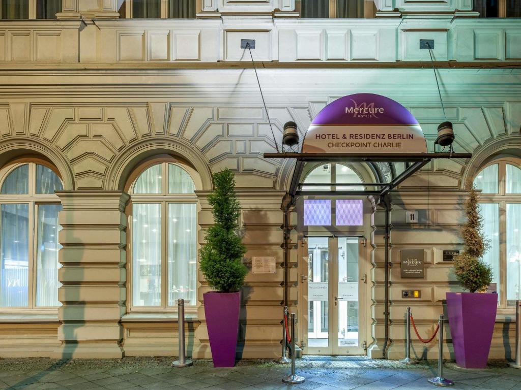 Mercure Hotel & Residenz Checkpoint Charlie view 3