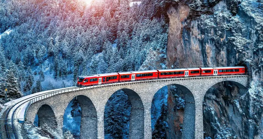 Milan, Lake Como & St. Moritz: A Journey from the Italian Lakes to the Swiss Alps aboard the Bernina Express