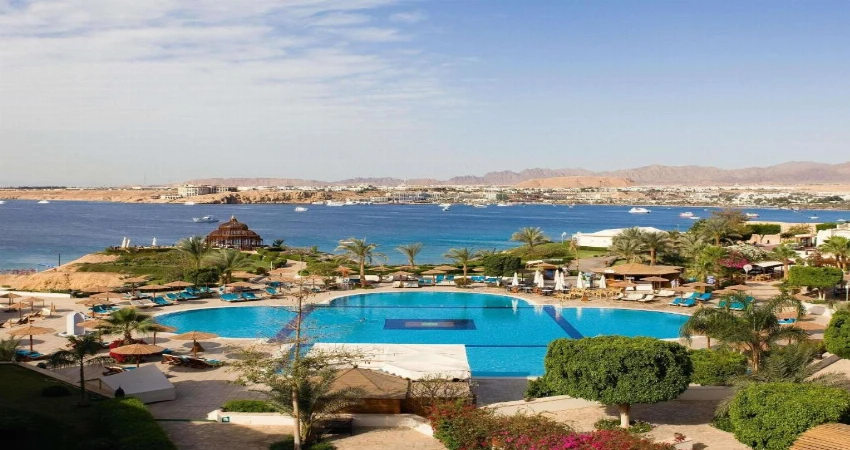 Movenpick Resort Sharm El Sheik Naama Bay view 2