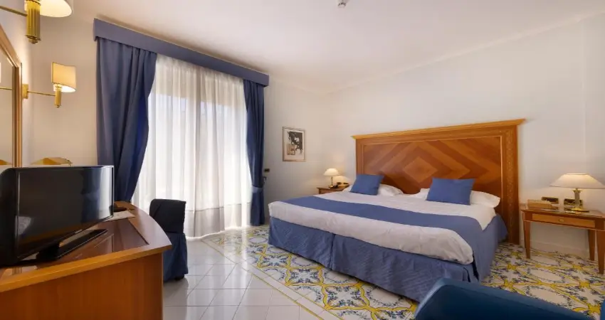 Sorrento 5