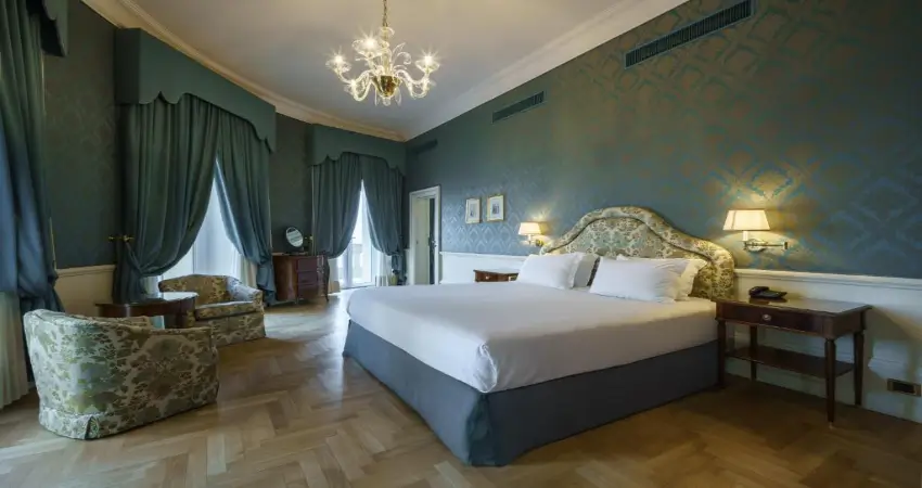 Naples 5
