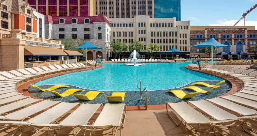 A vibrant Las Vegas escape inspired by the energy of New York City view 2