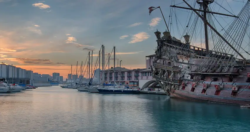 NH Collection Genova Marina view 3