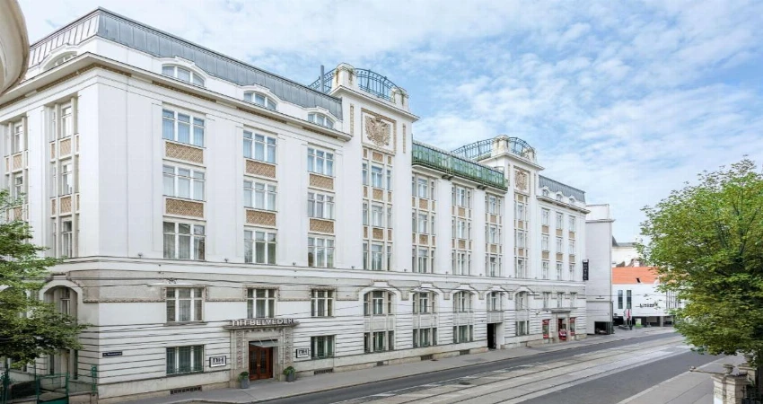 NH Wien Belvedere view 2