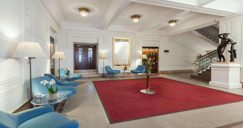 NH Wien Belvedere view 3