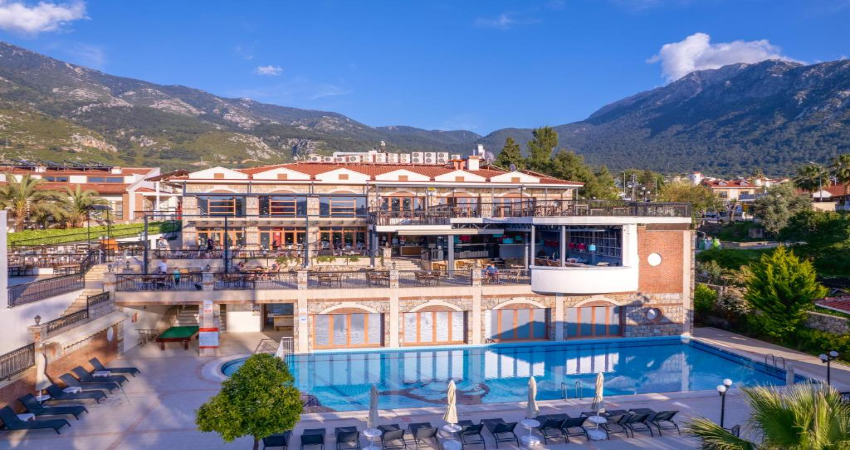 Orka World Hotel & Aquapark view 3