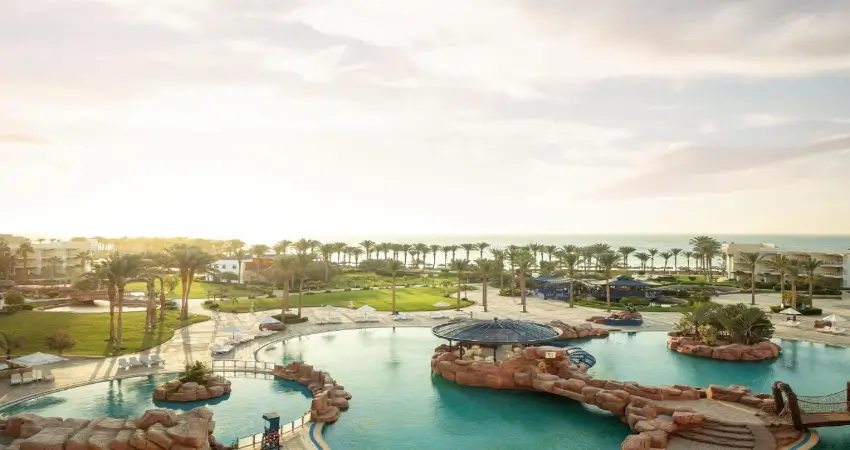 Palm Royale Resort - Soma Bay view 2