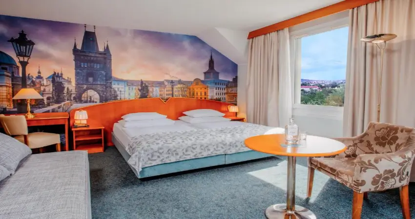 Industrial-chic elegance on the Vltava’s creative riverside view 3
