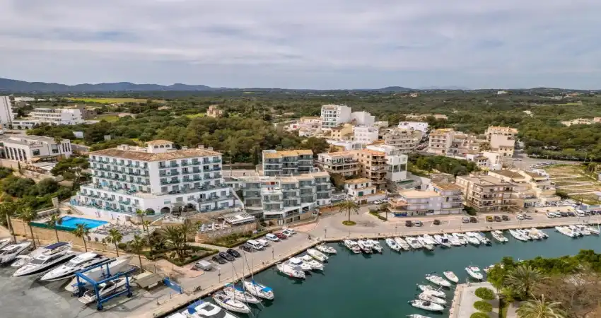 Portodrach Aparthotel & Suites view 2