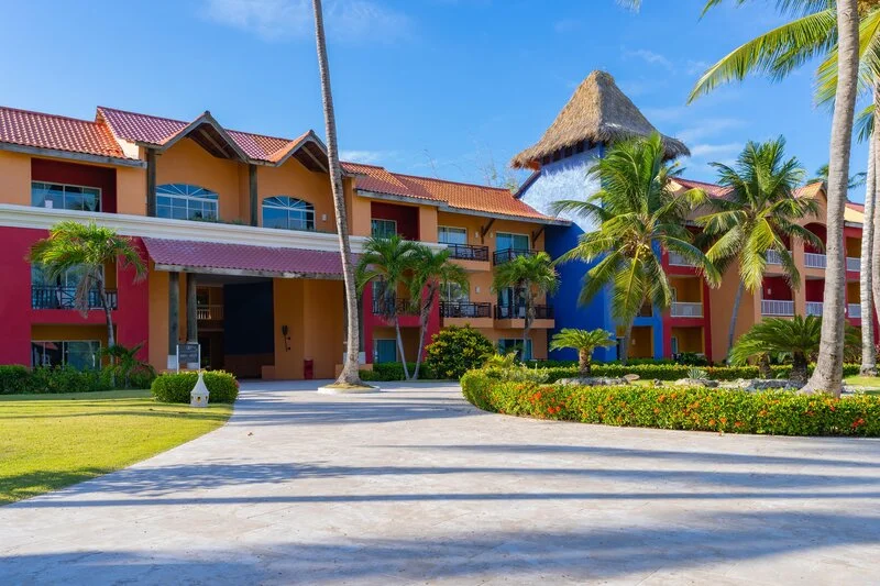Experience Sun-Kissed Days and Unforgettable Moments by the Beach main view