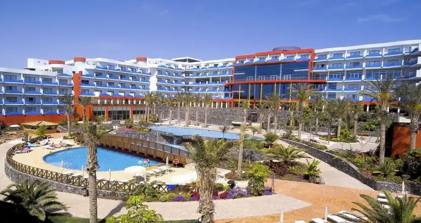 R2 Pajara Beach Hotel view 2