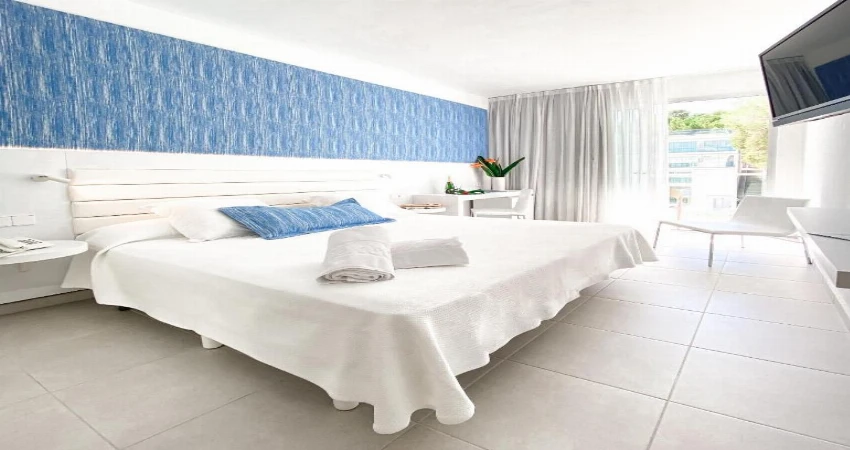 Free Room Upgrade