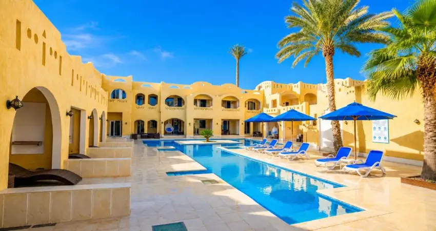 Romance Regency Club main view