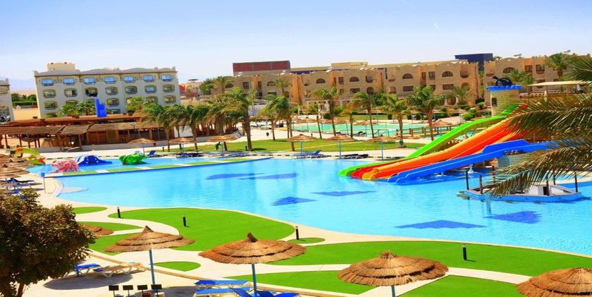 Royal Lagoons Resort & Aqua Park view 3