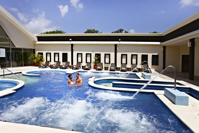 Experience an Unforgettable Tropical Escape with Adventure, Nature and Endless Fun view 3