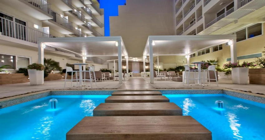 Santana Hotel view 2
