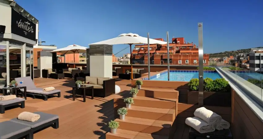 Sercotel Amister Art Hotel view 3