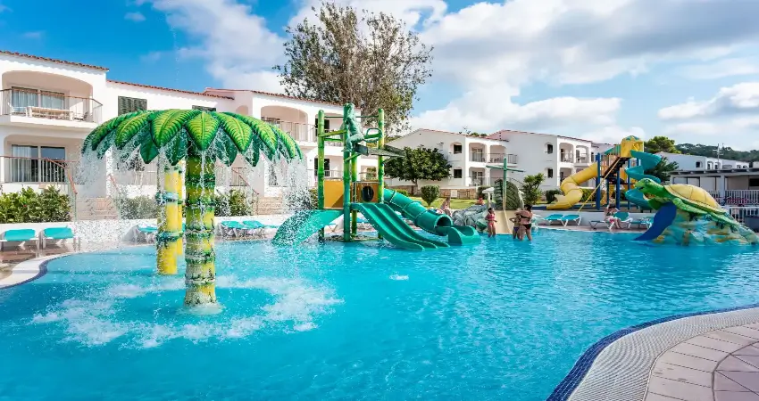 A peaceful Menorca seaside escape where Mediterranean views, relaxed comfort and coastal charm await view 3