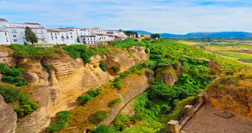 Seville, Ronda & Marbella Multi-Centre Holiday: Elegant Cities, Dramatic Landscapes & Coastal Glamour view 2