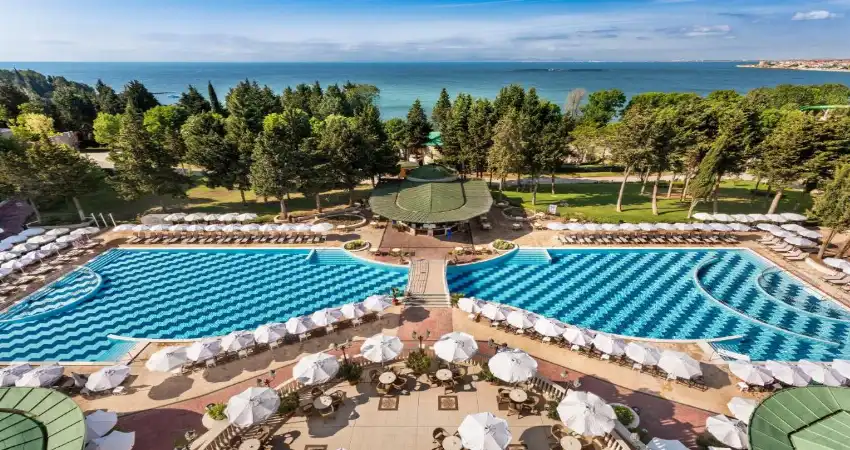 Sol Nessebar Palace All Inclusive view 3