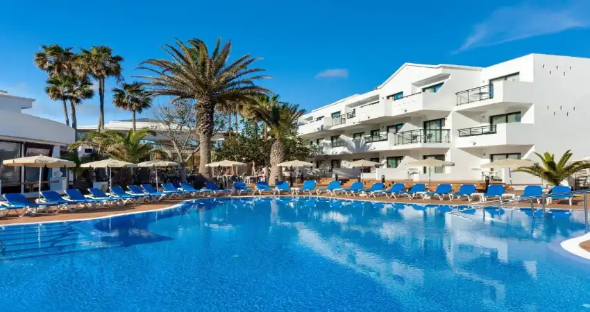 THB Lanzarote Beach view 3