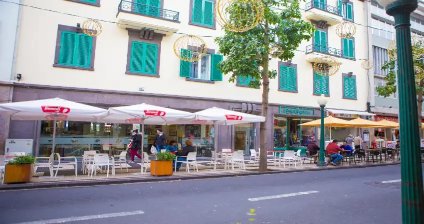Stylish city stays in the heart of historic Funchal view 3