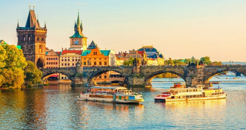 Quality City Centre Hotel including Free Vltava River Cruise view 2